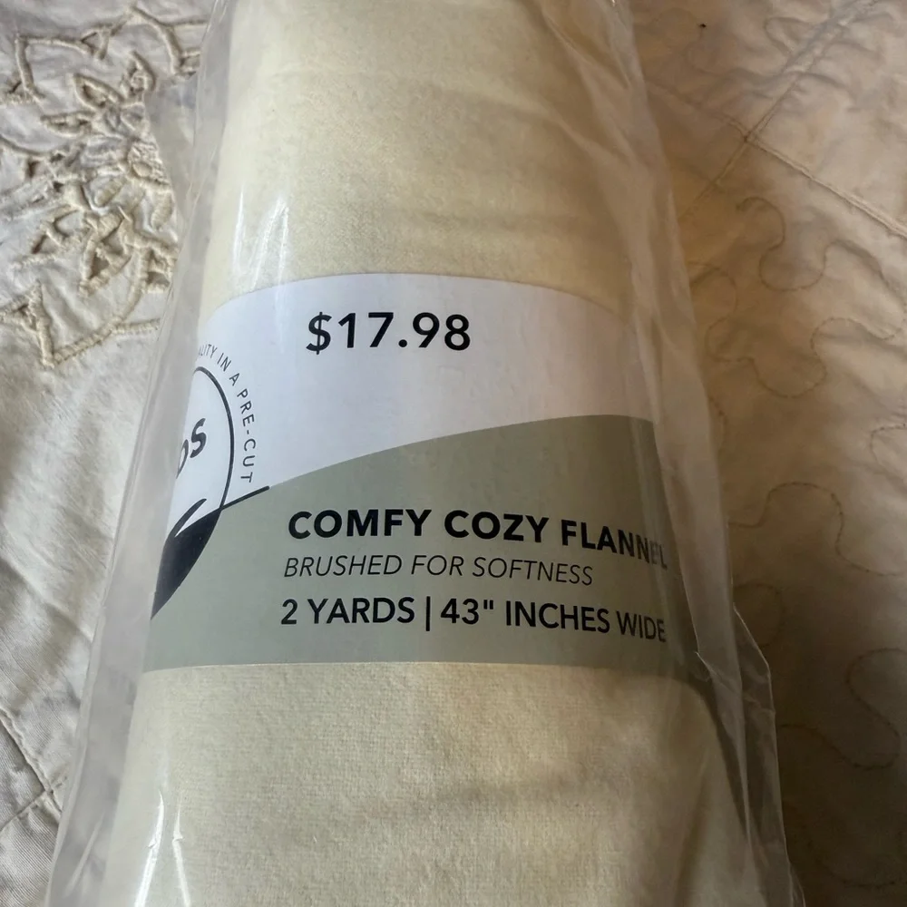 Comfy Cozy Flannel Fabric 2 yards x 43” wide - Picture 1 of 2